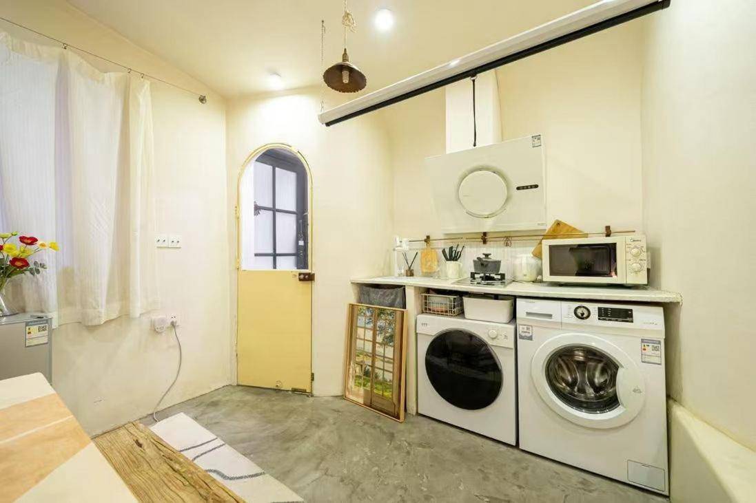 Căn hộ Hills & Well-time Serene Loft One Step Away To Huaihai Rd *